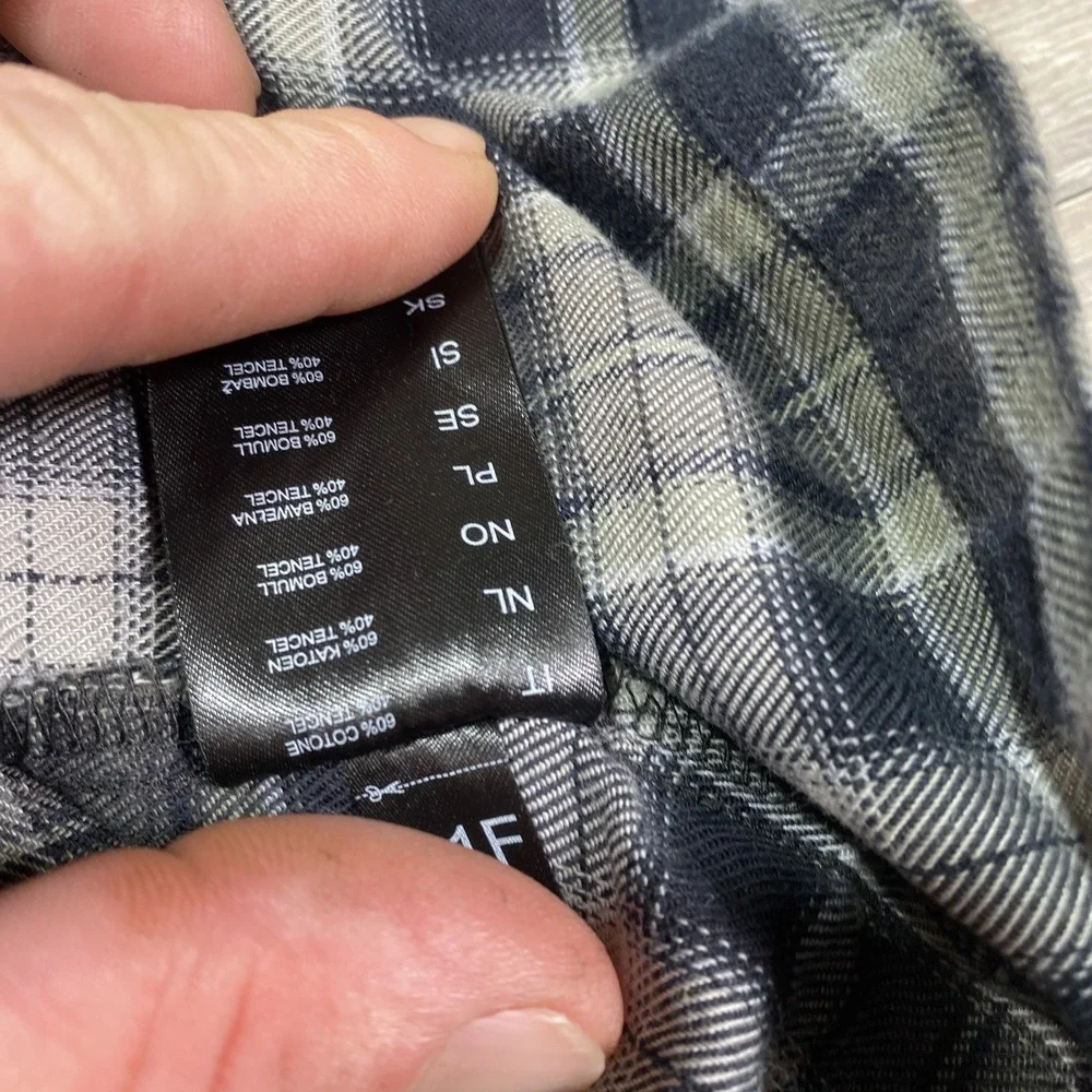 Kuhl Men's‎ Dillingr Flannel Shirt Long Sleeve Outdoor Hiking Metal Button Flap